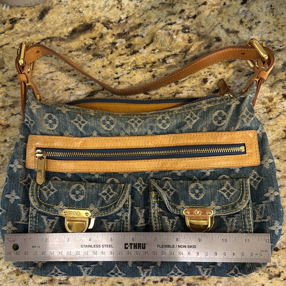 Louis Vuitton Baggy PM Denim Blue // Tan and Gold Accents // Genuine - Picture 15 of 16